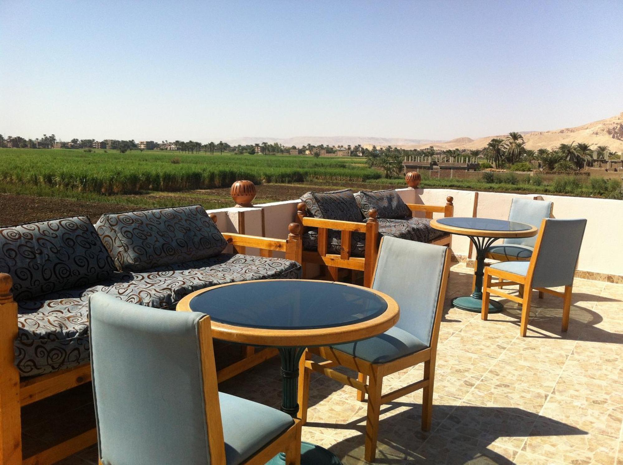 New Memnon Hotel Luxor Esterno foto